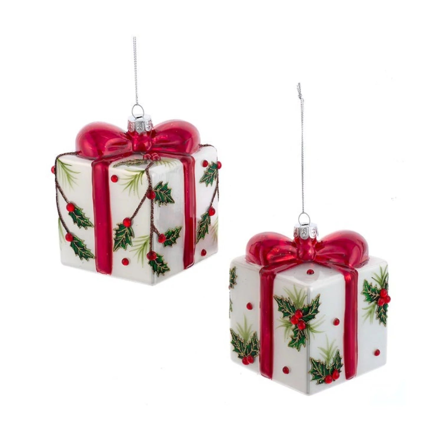 Set of 6 Glass Christmas Ornaments 3.5" Y364295