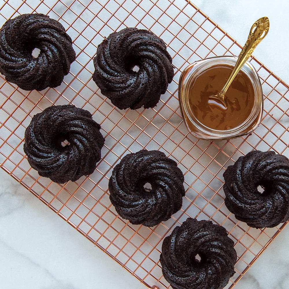 Swirl Bundtlette Pan Z2026
