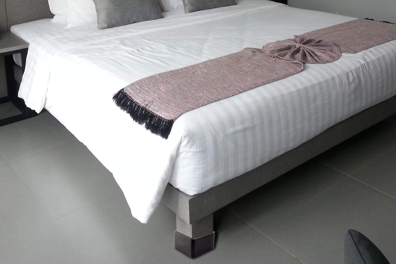 3 Inch Black Bed Risers Set of 4 I351
