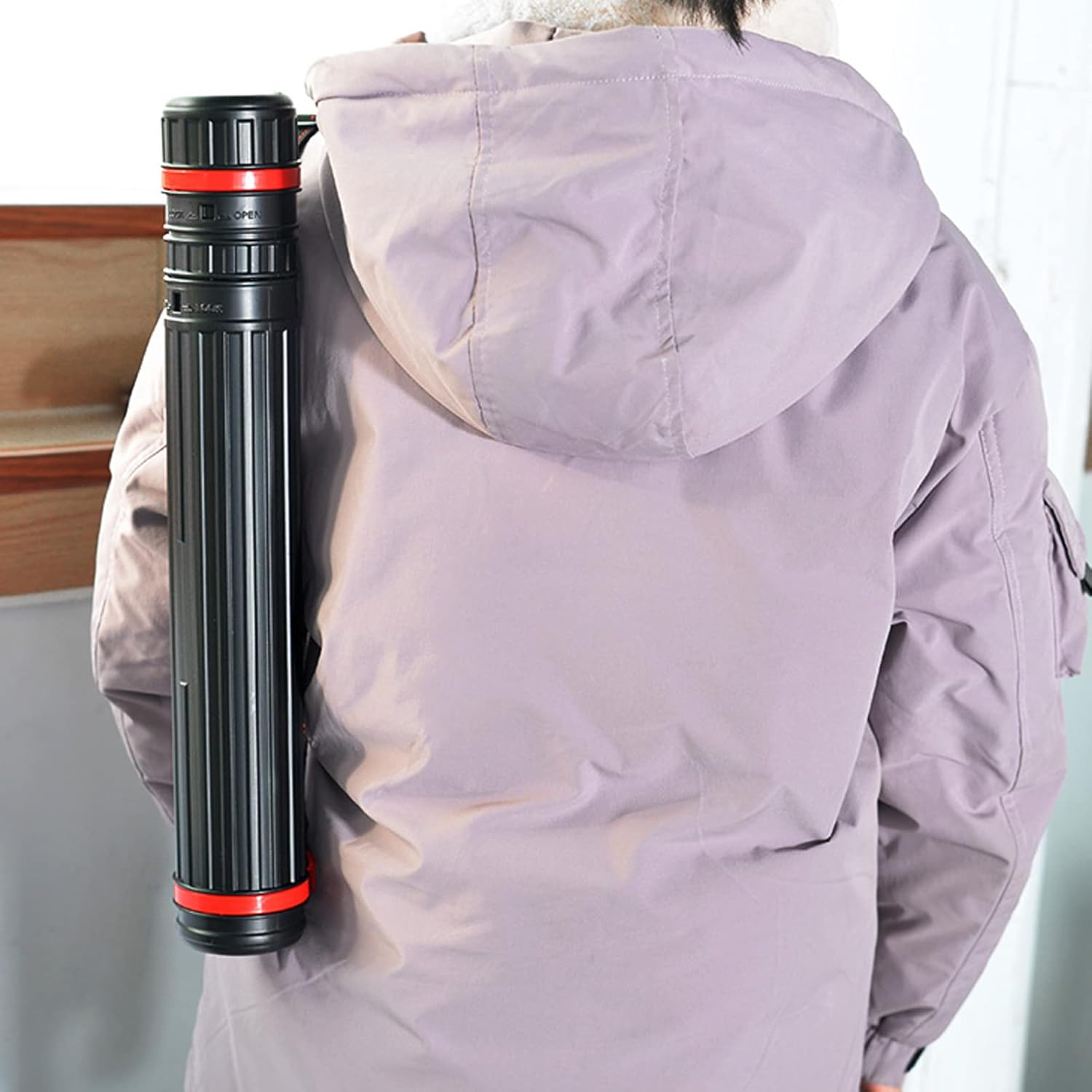 Poster Tube with Adjustable Strap, 17.5 to 28 Inch Q711814