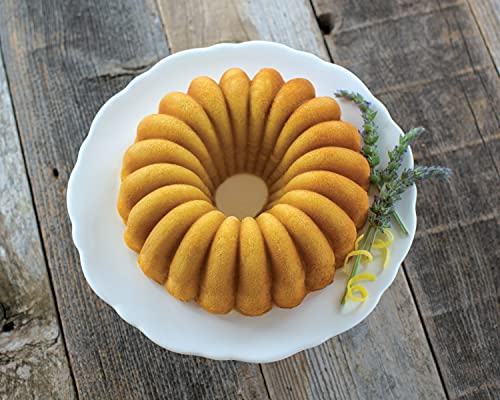 Bronze 12 Cup Bundt Pan Bakeware E5135