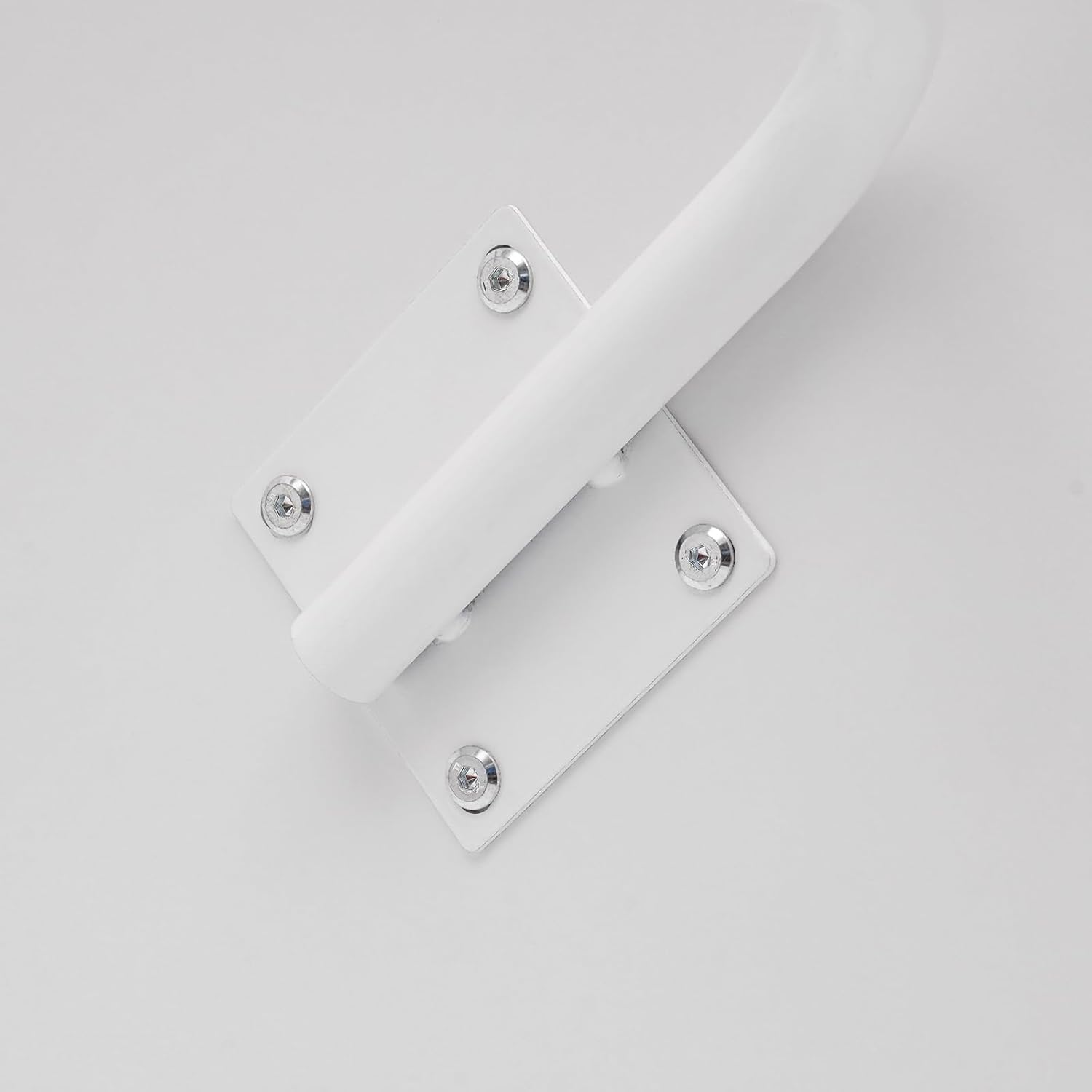 C Shaped Side Table, 15.7 * 23.6 in T6577