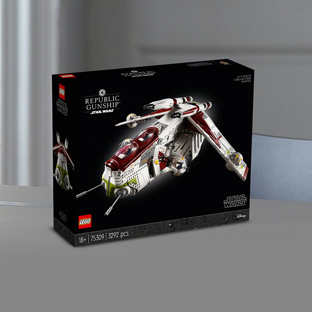 LEGO Star Wars Republic Gunship 75309 UCS Display Model Kit L461176