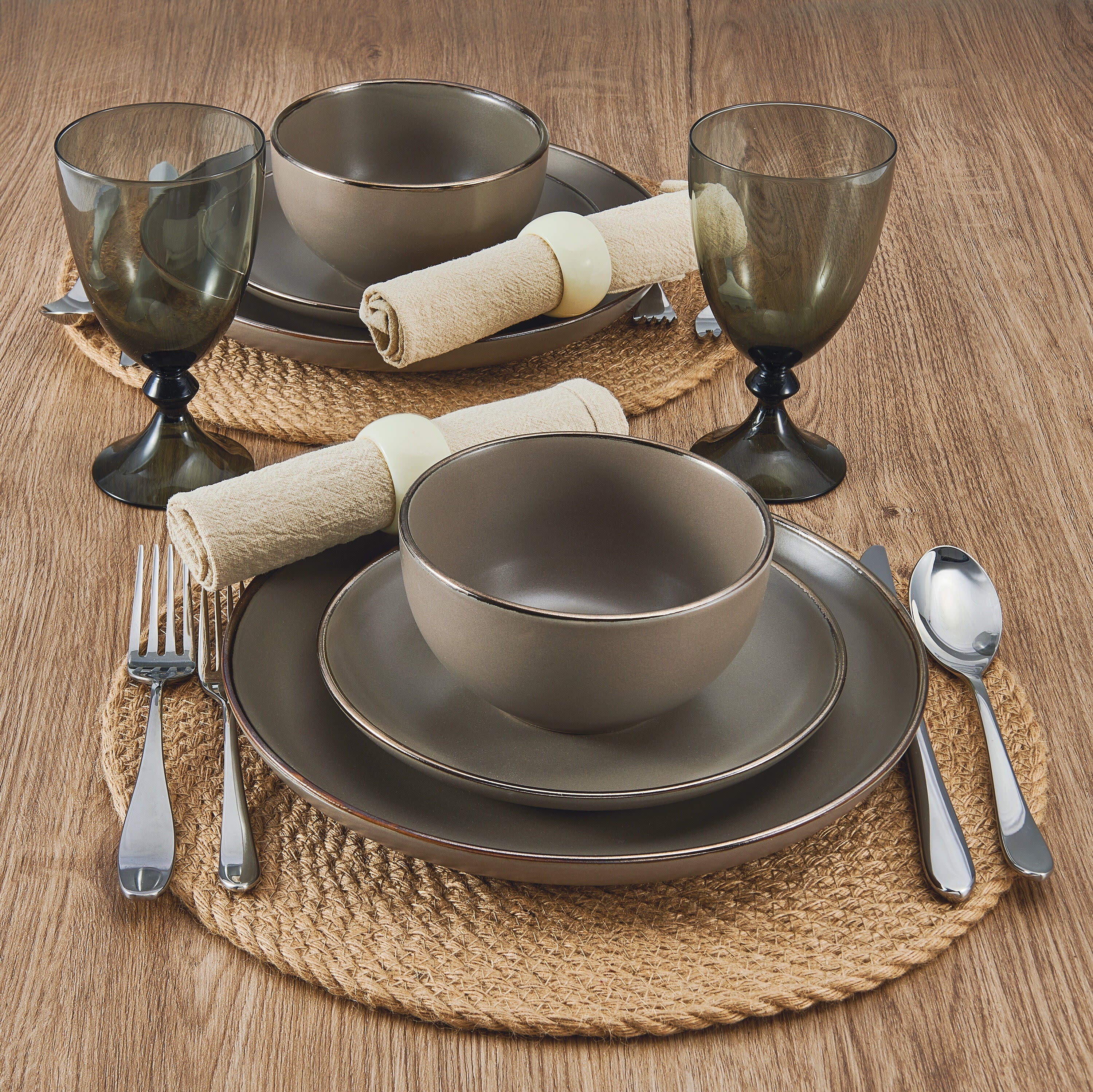 12-piece Stoneware Dinnerware set in Gray B48598