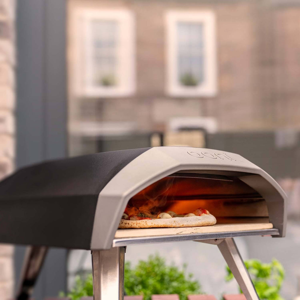 Gas-Powered Outdoor Pizza Oven G402498
