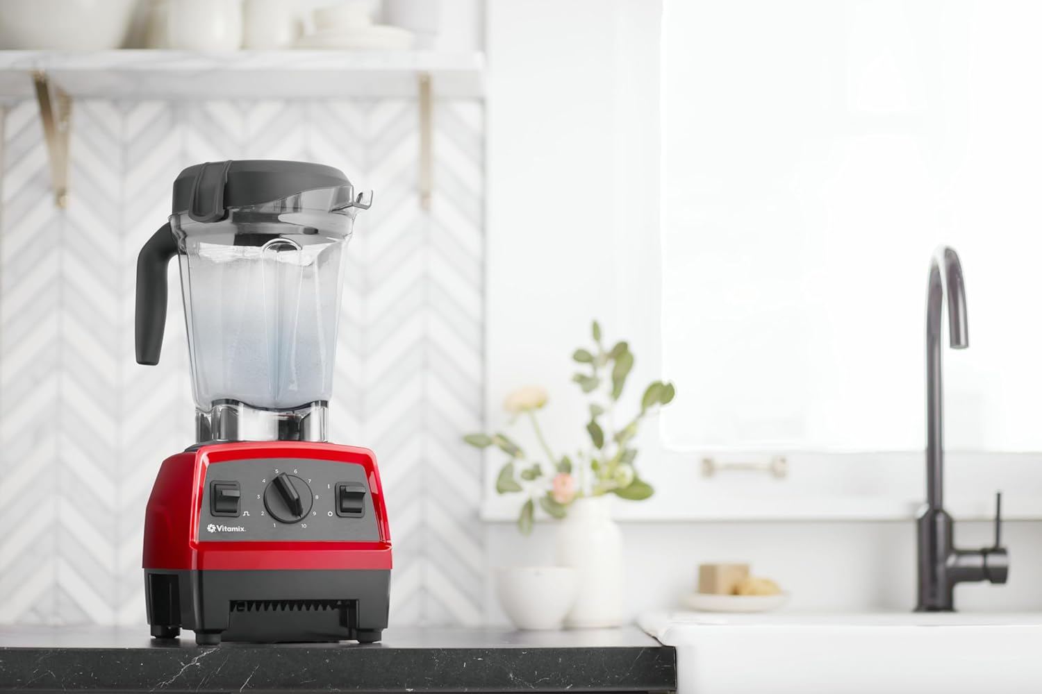 64 oz. Low-Profile Red Blender Q6448