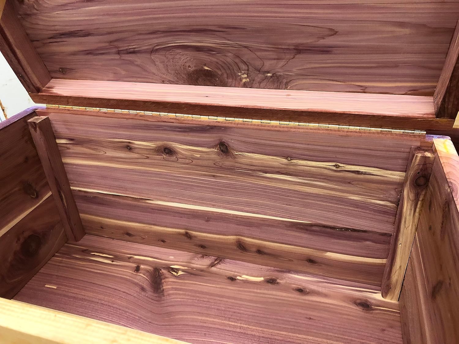 Cedar Chest M476185