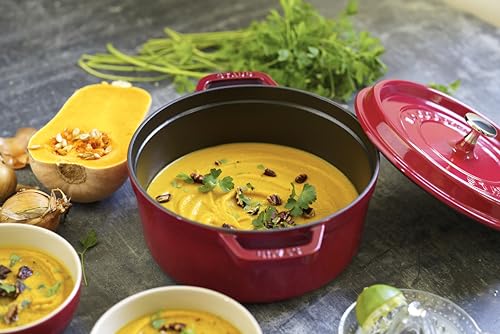 4 Qt. Round Cocotte Cherry Red I245