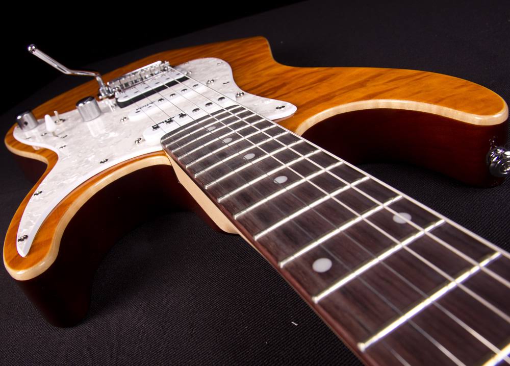Amber Electric Guitar U673