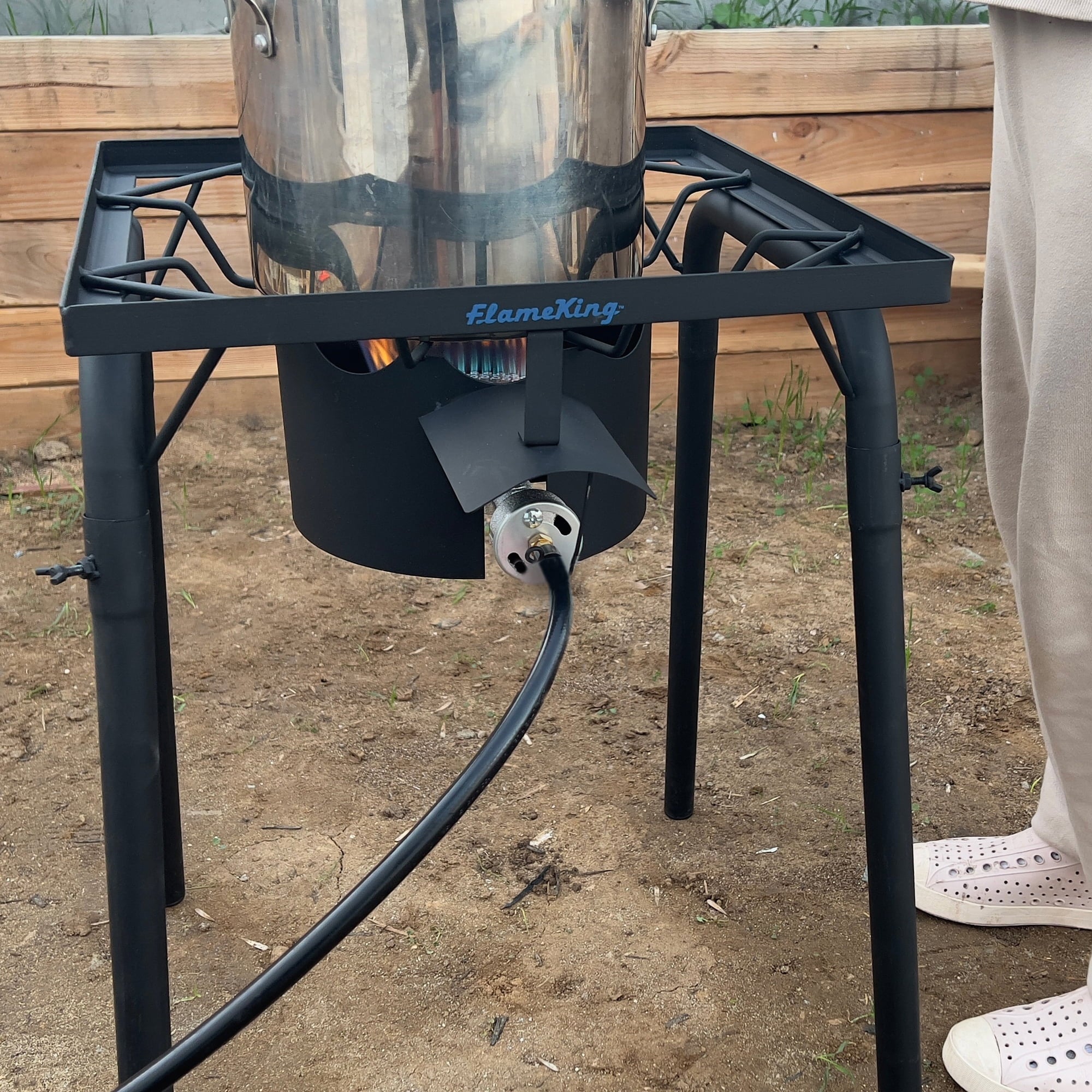 100,000 BTU LP Gas Outdoor Stove Burner with Regulator Hose O63063