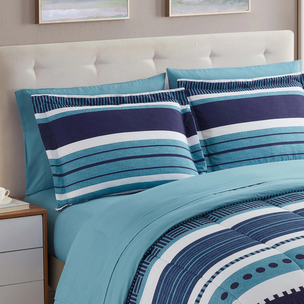 7 Piece Queen Comforter & Sheet Set T65417