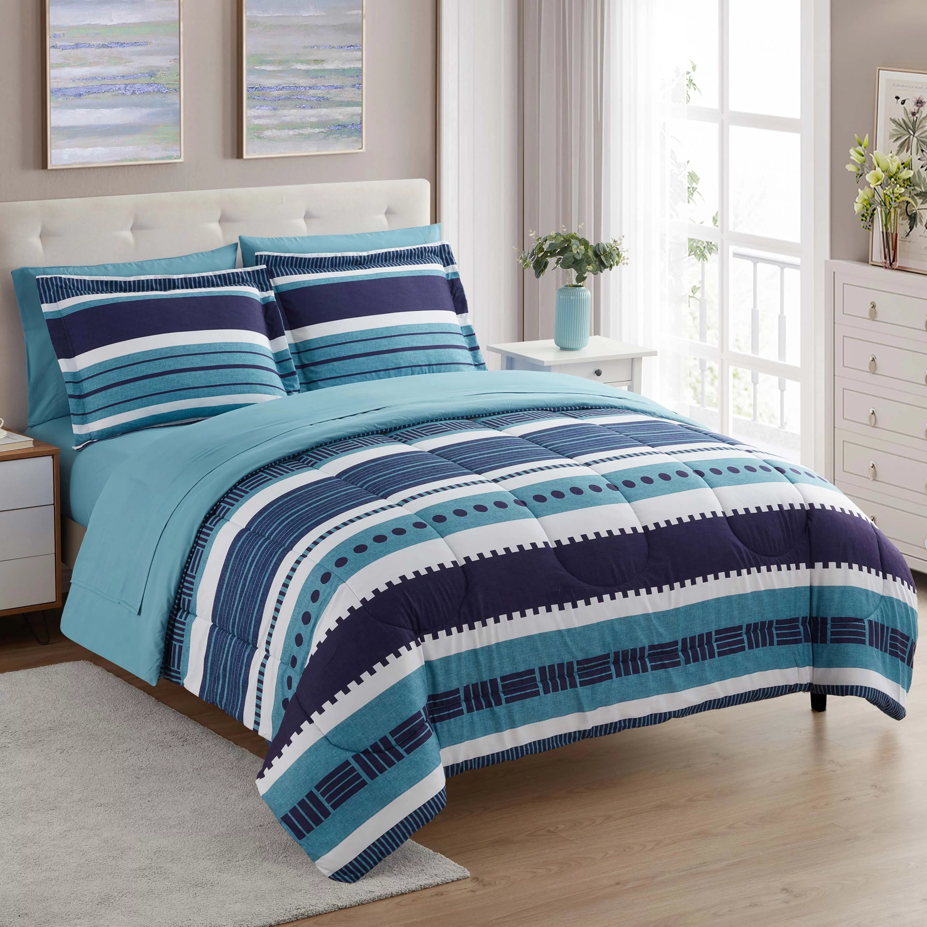 7 Piece Queen Comforter & Sheet Set T65417