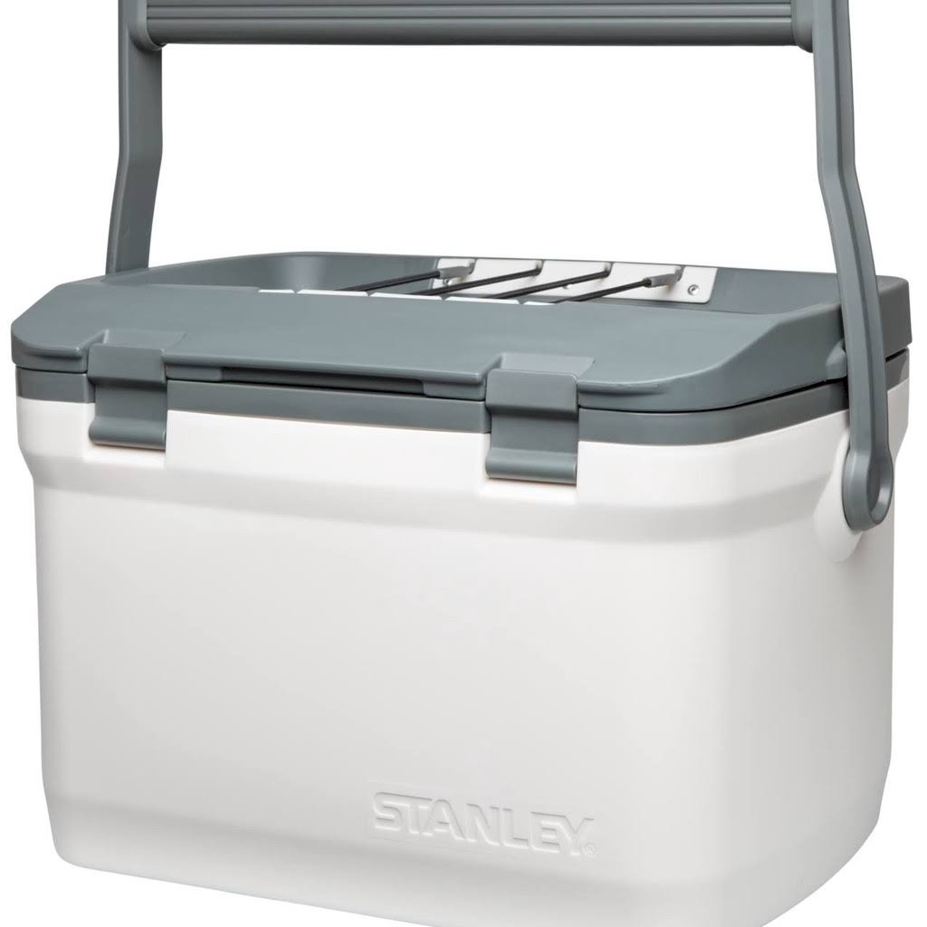 16 Quart Outdoor Cooler, Green Z8424