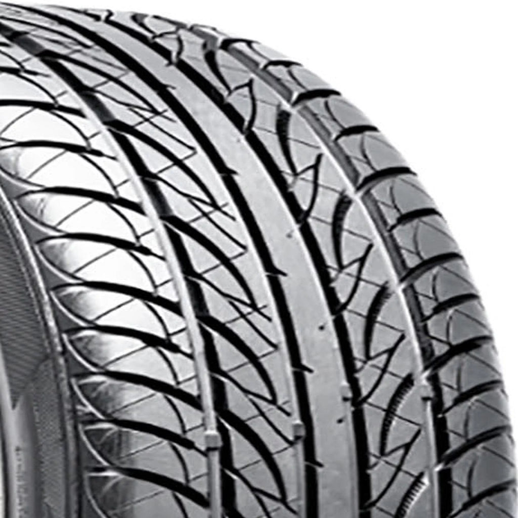 235/50R18 101W XL All Season Passenger Tire L635880