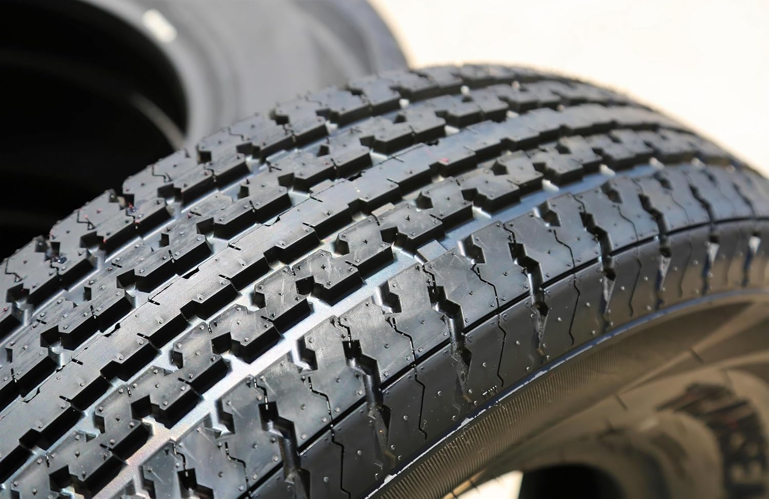 Steel Belted Trailer Radial Tire ST205/75R15 Load Range E 10-Ply BSW W56583