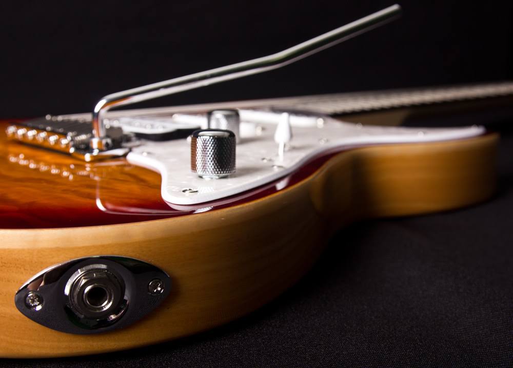 Amber Electric Guitar U673