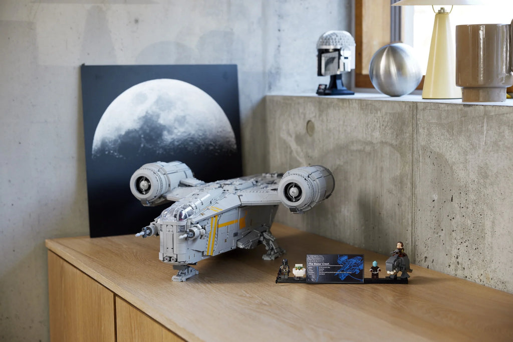 LEGO Star Wars The Razor Crest UCS Starship Set Z1885